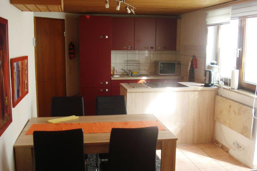 2-Zimmer-Appartement-Seerose Pliezhausen Buitenkant foto